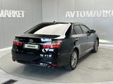 Toyota Camry 2017 года за 10 600 000 тг. в Атырау – фото 4