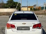 Chevrolet Cruze 2013 года за 2 500 000 тг. в Актау – фото 3