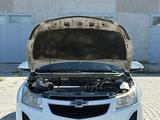 Chevrolet Cruze 2013 года за 2 500 000 тг. в Актау – фото 5