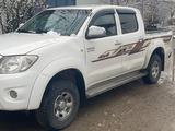 Toyota Hilux 2010 года за 9 300 000 тг. в Шымкент