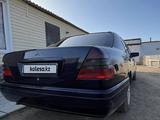 Mercedes-Benz C 180 1997 годаүшін2 300 000 тг. в Курчатов – фото 5