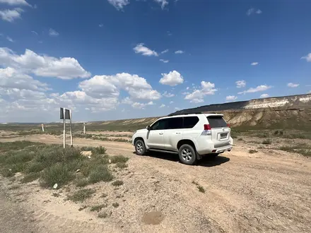 Toyota Land Cruiser Prado 2013 года за 15 000 000 тг. в Актау – фото 12