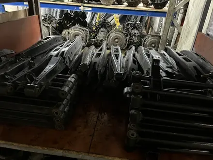 Рычаги ходовой части Subaru. за 1 000 тг. в Алматы