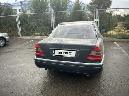 Mercedes-Benz C 180 1997 года за 1 100 000 тг. в Тараз