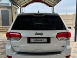 Jeep Grand Cherokee 2020 года за 14 800 000 тг. в Жанаозен – фото 5