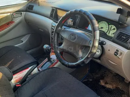 Toyota Corolla 2002 года за 2 900 000 тг. в Петропавловск – фото 4