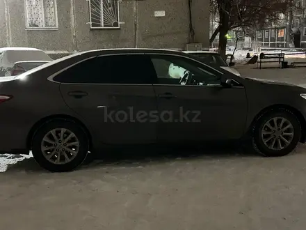 Toyota Camry 2015 года за 10 900 000 тг. в Караганда – фото 4