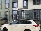 Mitsubishi Outlander 2022 года за 12 200 000 тг. в Алматы – фото 2