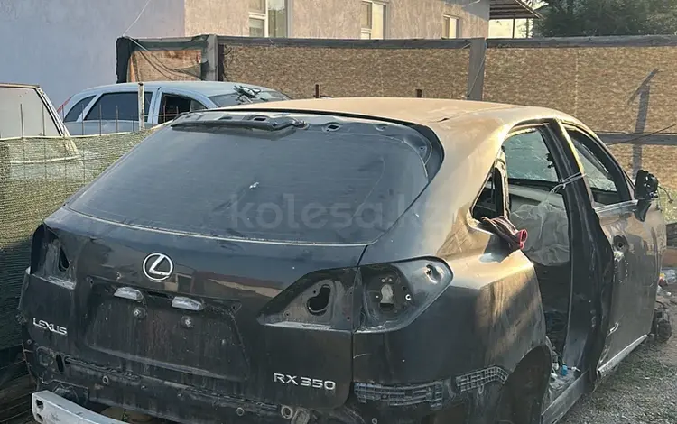 Крыша на RX350 за 250 000 тг. в Актобе