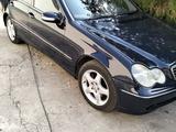 Mercedes-Benz C 180 2002 года за 3 900 000 тг. в Шымкент