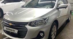 Chevrolet Onix 2023 года за 7 690 000 тг. в Астана