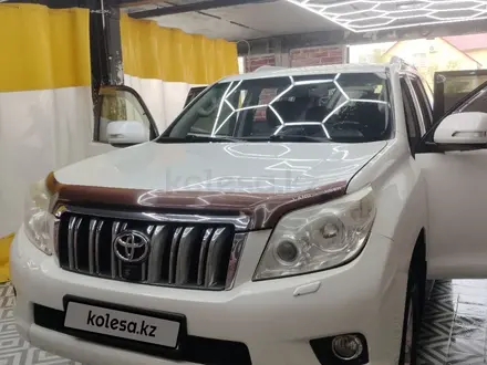 Toyota Land Cruiser Prado 2013 года за 14 000 000 тг. в Атырау