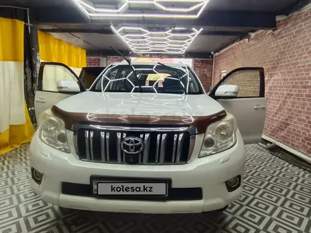 Toyota Land Cruiser Prado 2013 года за 14 000 000 тг. в Атырау – фото 12