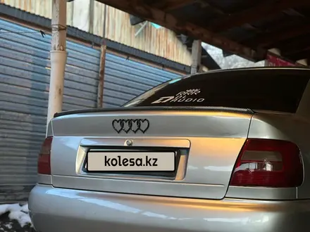 Audi A4 1995 года за 1 500 000 тг. в Алматы – фото 4