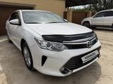 Toyota Camry 2015 годаүшін10 000 000 тг. в Атырау