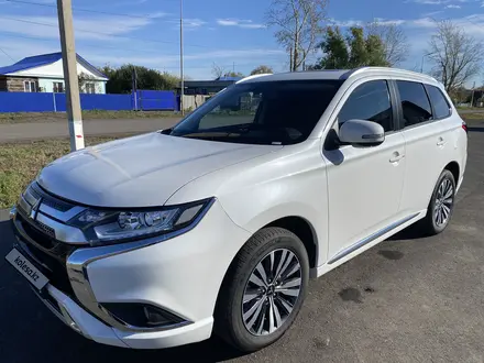 Mitsubishi Outlander 2022 года за 13 700 000 тг. в Петропавловск – фото 4