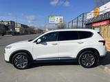 Hyundai Santa Fe 2023 годаүшін22 400 000 тг. в Жезказган – фото 3