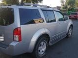 Nissan Pathfinder 2005 годаүшін5 500 000 тг. в Алматы – фото 3