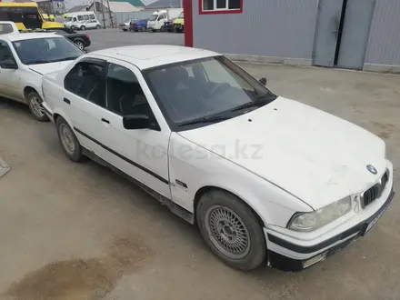 BMW 316 1993 года за 650 000 тг. в Атырау – фото 4