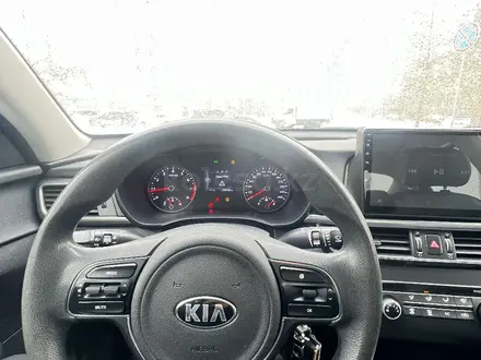 Kia K5 2018 года за 8 500 000 тг. в Астана – фото 11