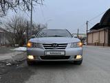 Hyundai Sonata 2006 года за 3 750 000 тг. в Шымкент – фото 2