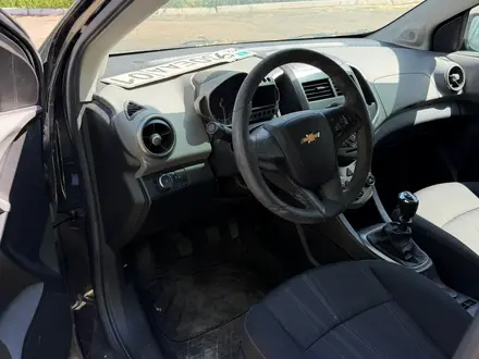 Chevrolet Aveo 2014 года за 2 400 000 тг. в Астана – фото 5