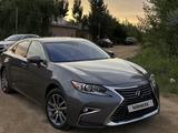 Lexus ES 300h 2015 года за 15 000 000 тг. в Атырау – фото 2