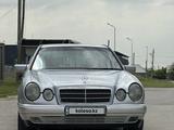 Mercedes-Benz E 320 1996 года за 3 000 000 тг. в Шымкент