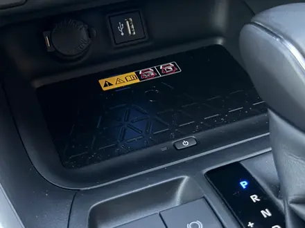 Toyota RAV4 2025 года за 24 000 000 тг. в Актобе – фото 18