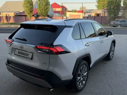 Toyota RAV4 2025 года за 24 000 000 тг. в Актобе – фото 6
