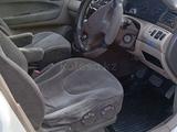 Mitsubishi Chariot 1999 года за 1 500 000 тг. в Усть-Каменогорск – фото 3