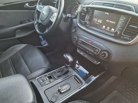 Kia Sorento 2018 года за 11 800 000 тг. в Шымкент – фото 10