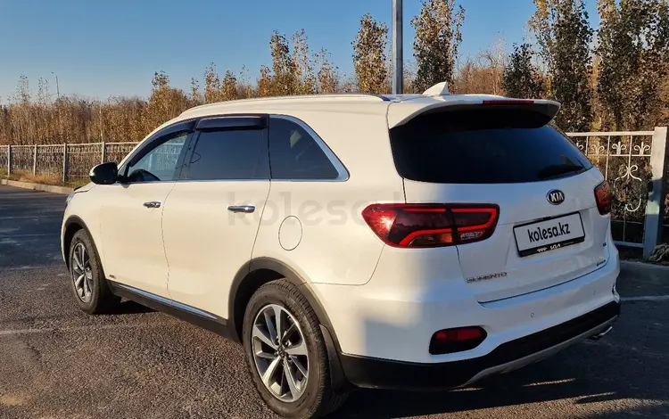 Kia Sorento 2018 года за 11 800 000 тг. в Шымкент