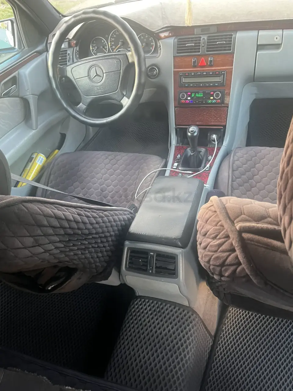 Mercedes-Benz E-Class, 1996