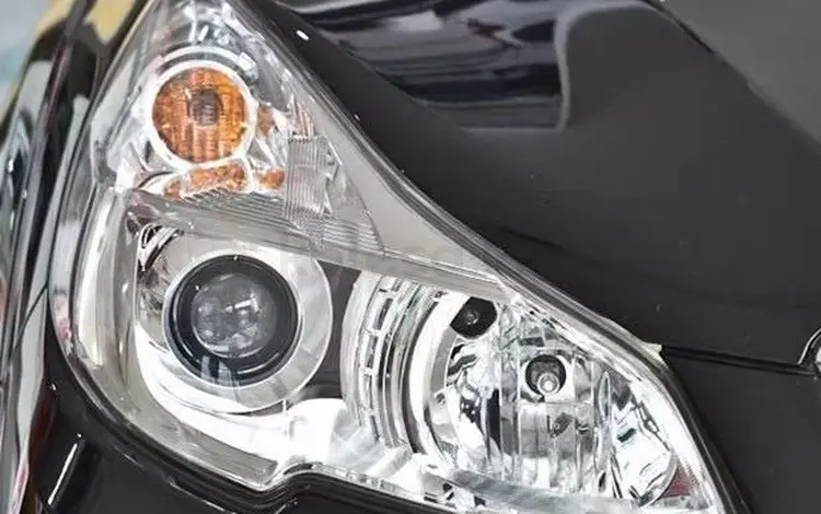 Стекло фар за 22 000 тг. в Алматы