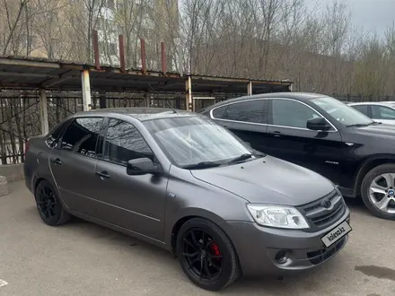 ВАЗ (Lada) Granta 2190 2013 года за 1 800 000 тг. в Астана – фото 3