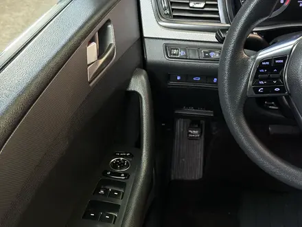 Hyundai Sonata 2017 года за 7 950 000 тг. в Алматы – фото 18