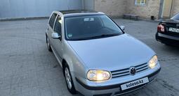 Volkswagen Golf 2001 года за 2 850 000 тг. в Актобе – фото 2