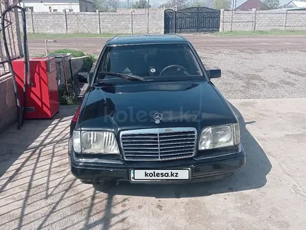 Mercedes-Benz E 280 1994 года за 2 600 000 тг. в Мерке – фото 4