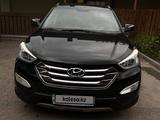 Hyundai Santa Fe 2014 года за 9 600 000 тг. в Алматы