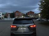 Kia Sorento 2018 года за 7 700 000 тг. в Уральск – фото 2