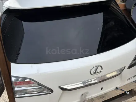 Крышка багажника Lexus Rx350 (Al10) за 1 000 тг. в Алматы – фото 3