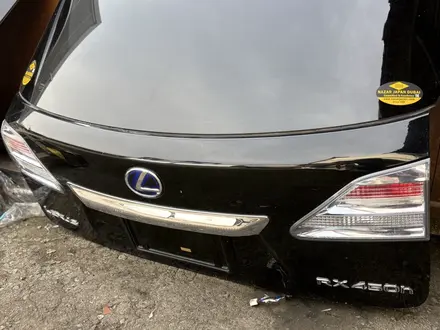 Крышка багажника Lexus Rx350 (Al10) за 1 000 тг. в Алматы