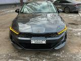 Kia K5 2021 года за 7 500 000 тг. в Балхаш – фото 2