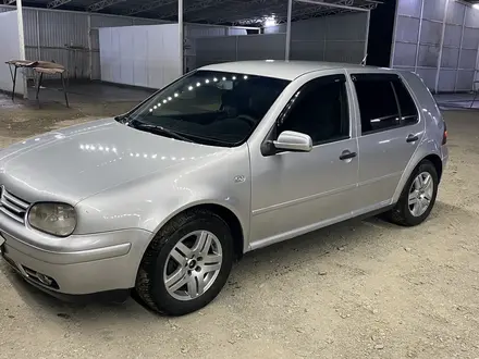 Volkswagen Golf 2001 года за 2 800 000 тг. в Жанакорган – фото 2