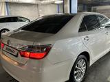 Toyota Camry 2015 года за 10 200 000 тг. в Усть-Каменогорск – фото 4