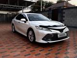 Toyota Camry 2020 года за 15 500 000 тг. в Алматы – фото 3