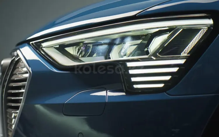 Фара Фонарь оптика AUDI BMW Мерседес Porsche за 100 тг. в Астана