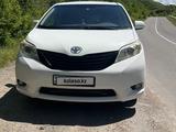 Toyota Sienna 2010 года за 10 500 000 тг. в Алматы