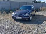 Mercedes-Benz C 200 2001 годаүшін2 900 000 тг. в Караганда
